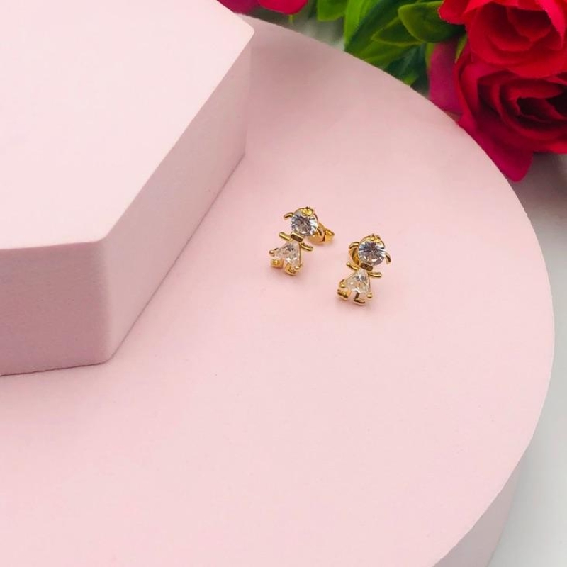 Brinco Menina com Pedras