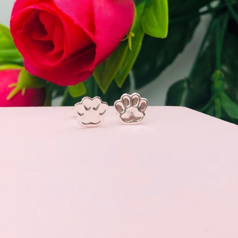 Brinco patinha de Pet