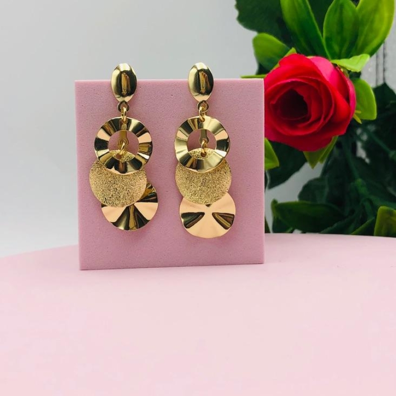 Brinco Pendurado Círculos