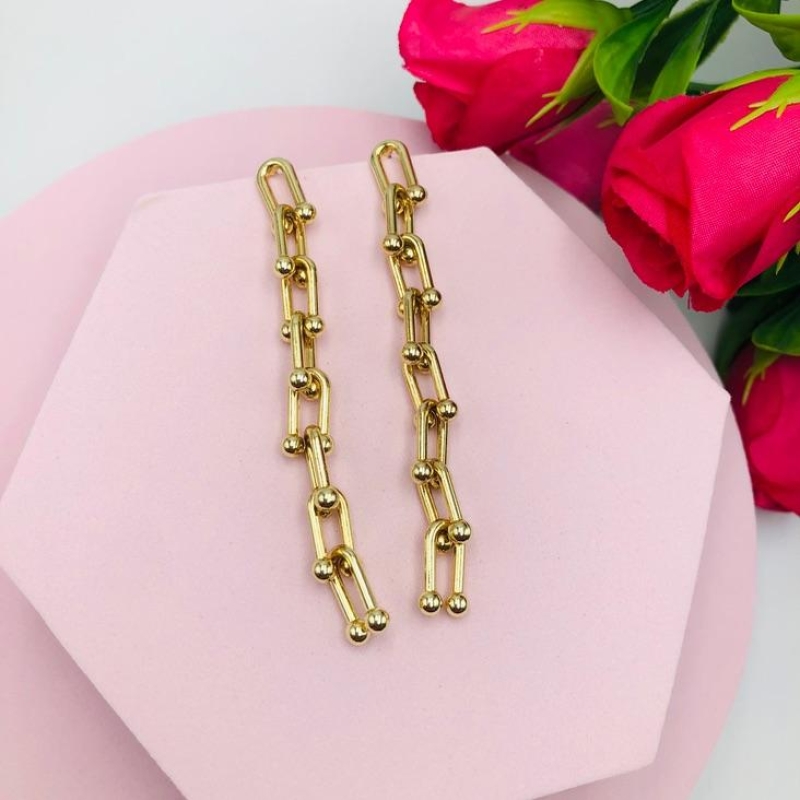 Brinco Pendurado Corrente