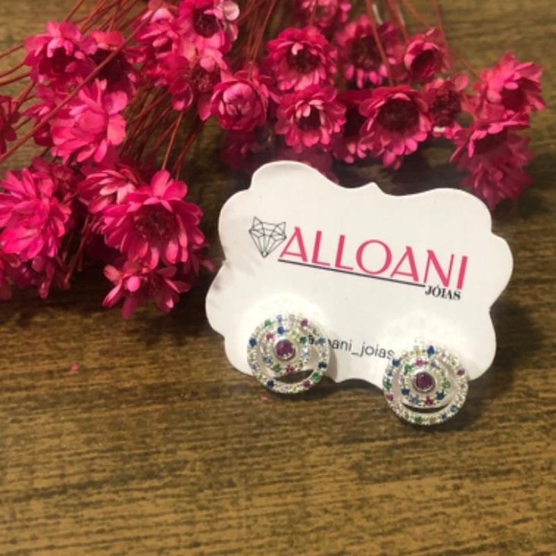 Brinco Redondo Cravejado com Zircônias Colorida