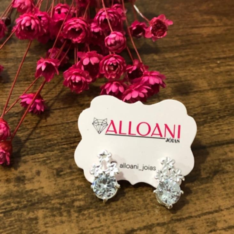 Brinco Três Flor com Zirconia