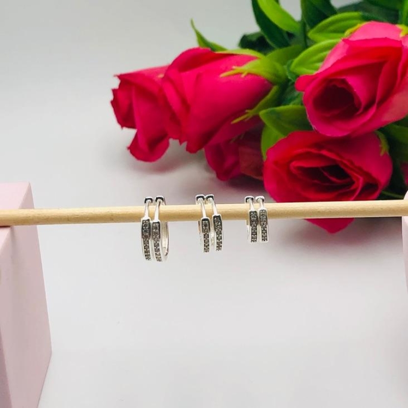 Brinco Trio Argolinhas Cravejadas