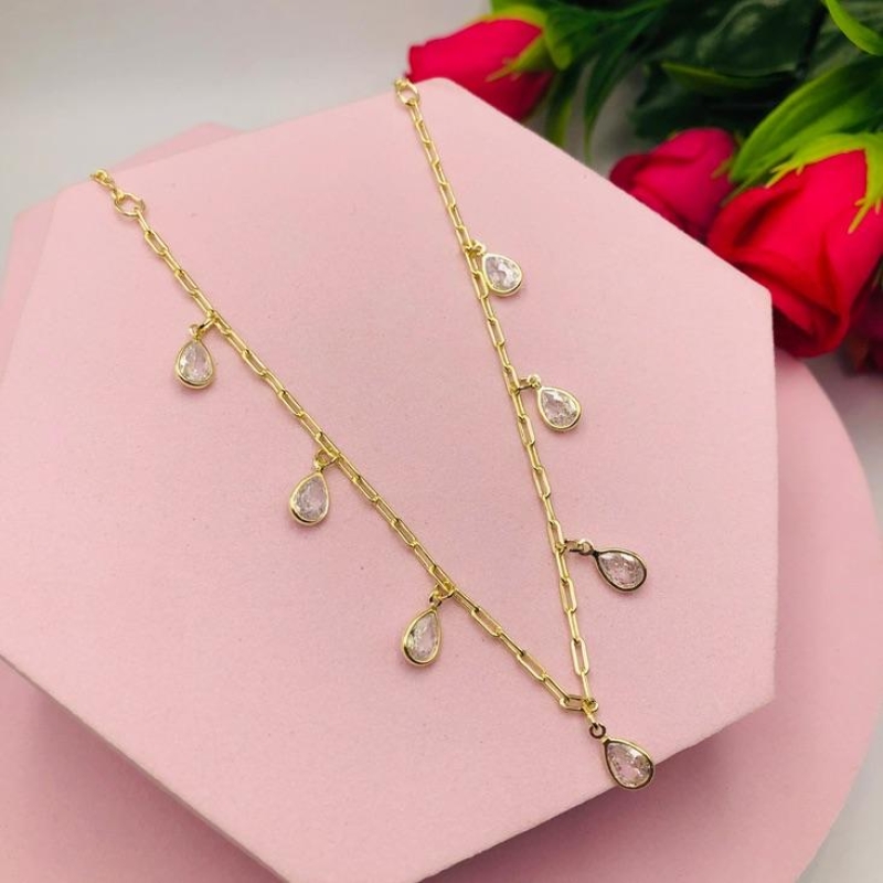 Colar Cartier com Gota ponto de luz