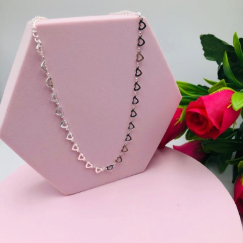 Colar Choker Corações