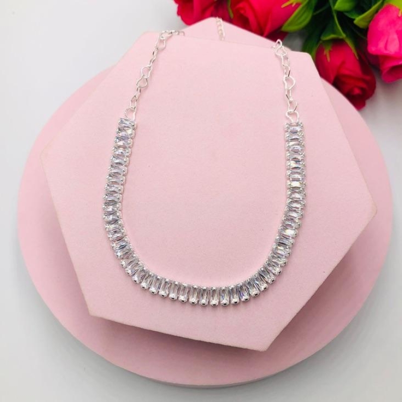 Colar Choker Riviera