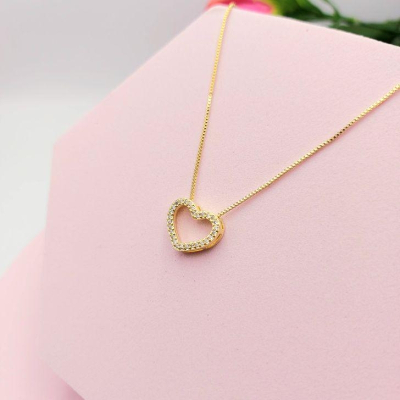 Colar Coração com Berço Duplo Cravejado