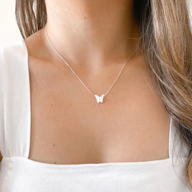 Colar Corrente Veneziana com Borboleta