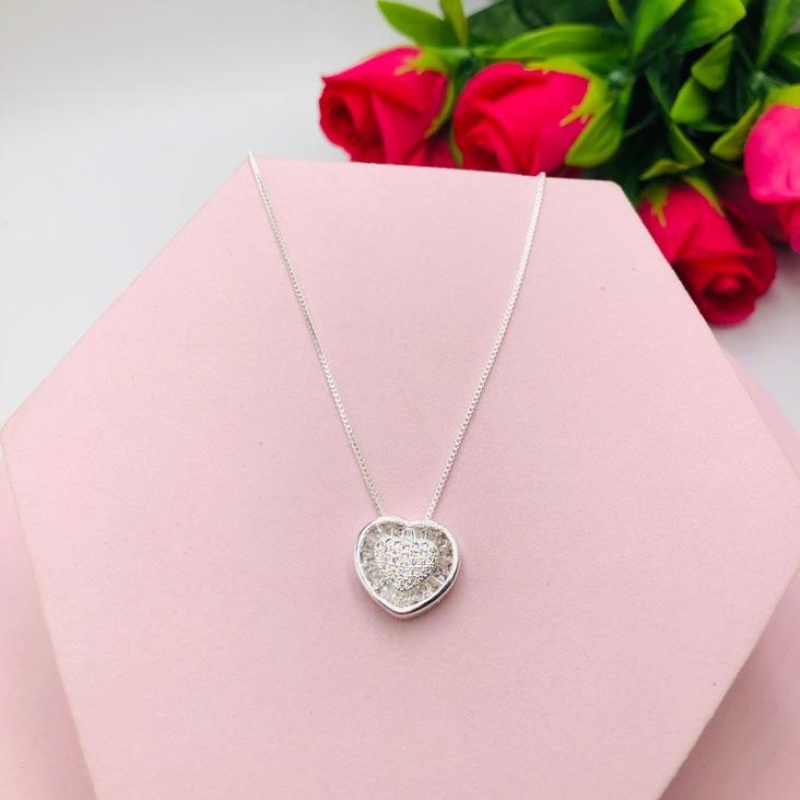 Colar Corrente Veneziana Coração Cravejado