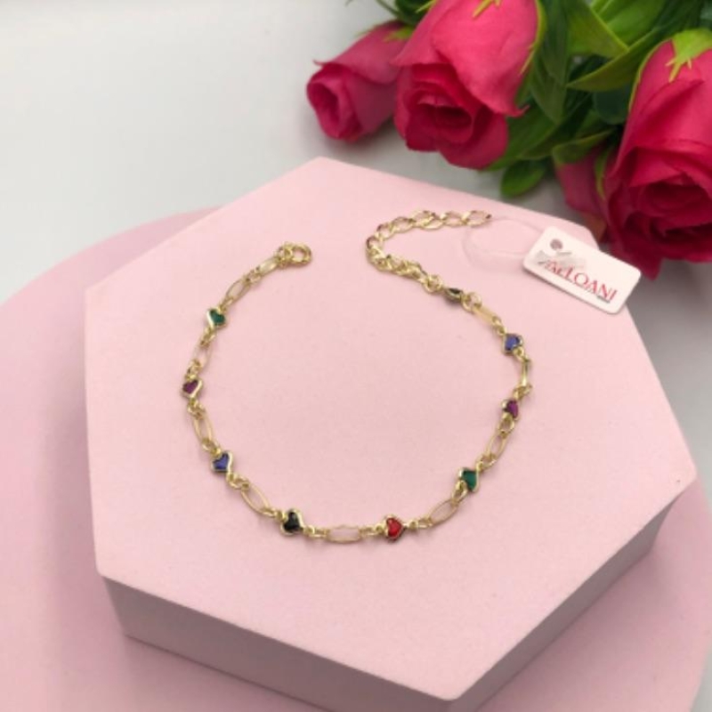 Pulseira com corações colorido