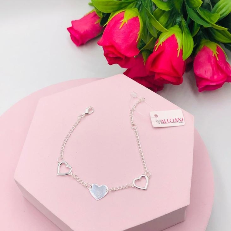 Pulseira três Corações