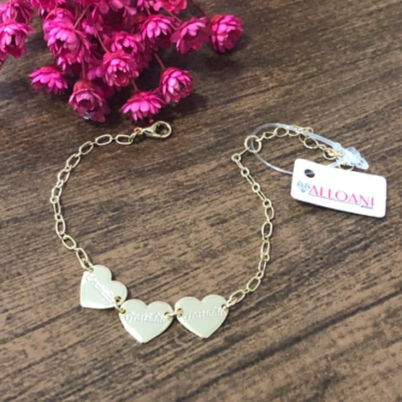 Pulseira Três Corações com a Frase Gratidão