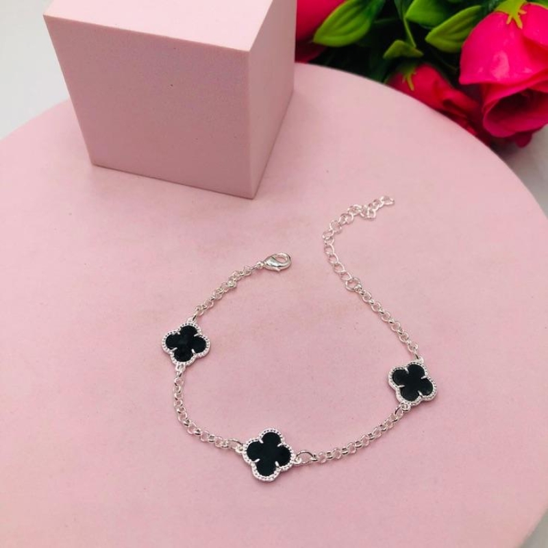 Pulseira Trevo Preto