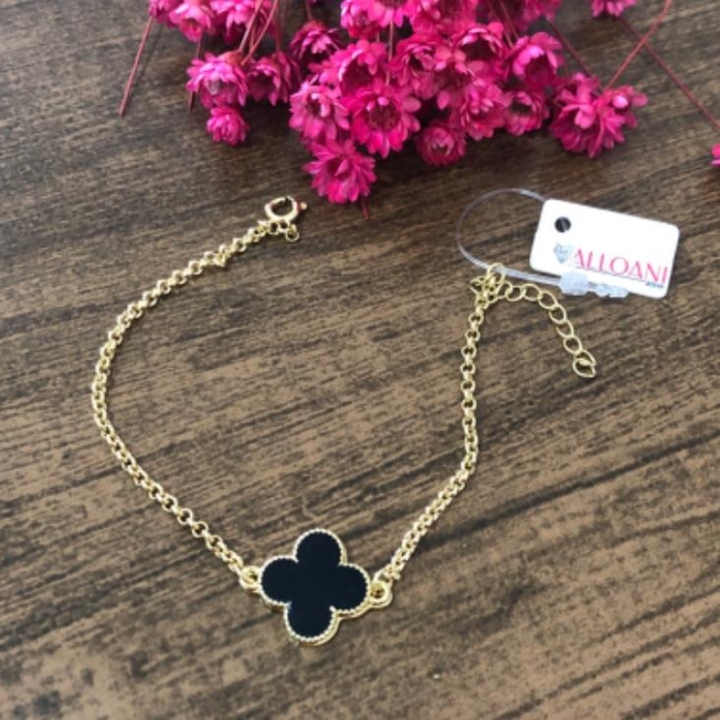 Pulseira Trevo Resina Preta