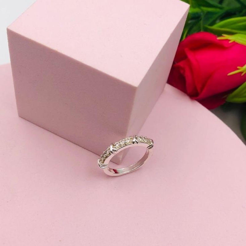 Anel Anel X com Zircônias Cravejadas N 21