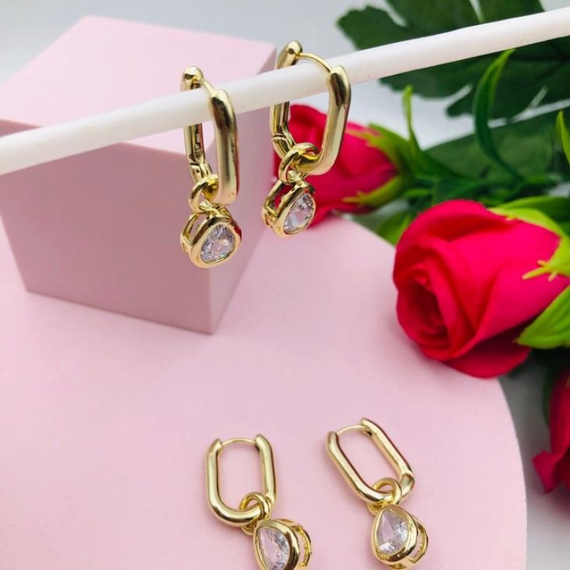 Brinco Argola Duas em Um