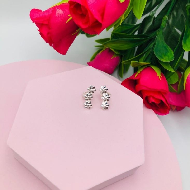 Brinco Ear Cuff Flor