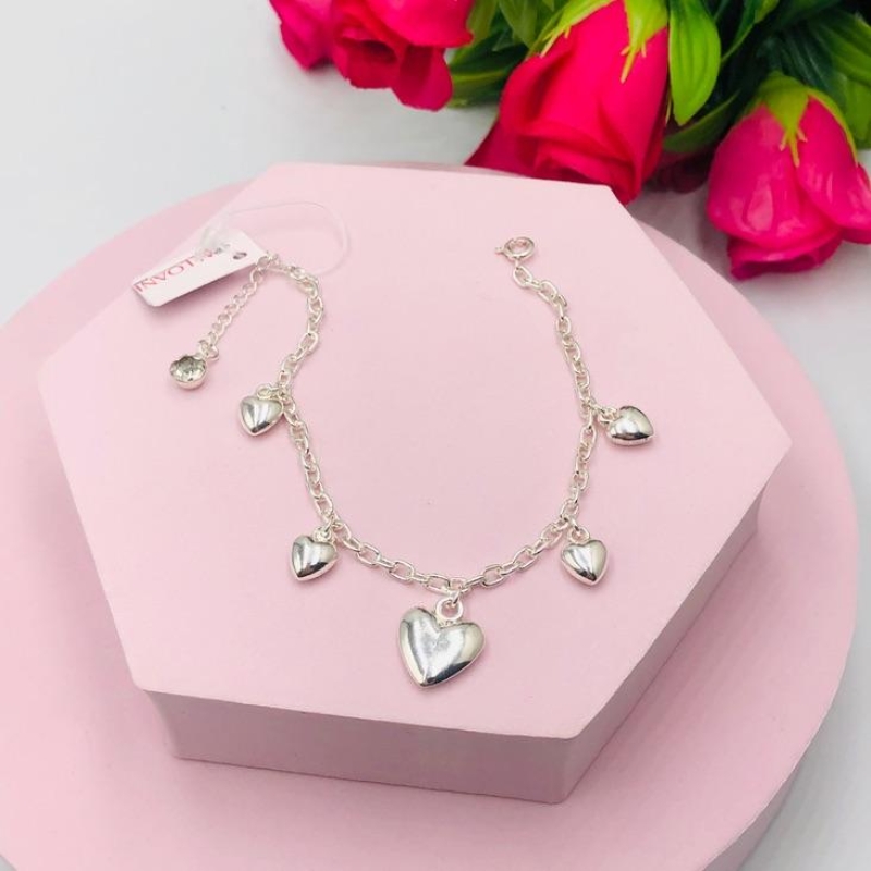 Pulseira corações