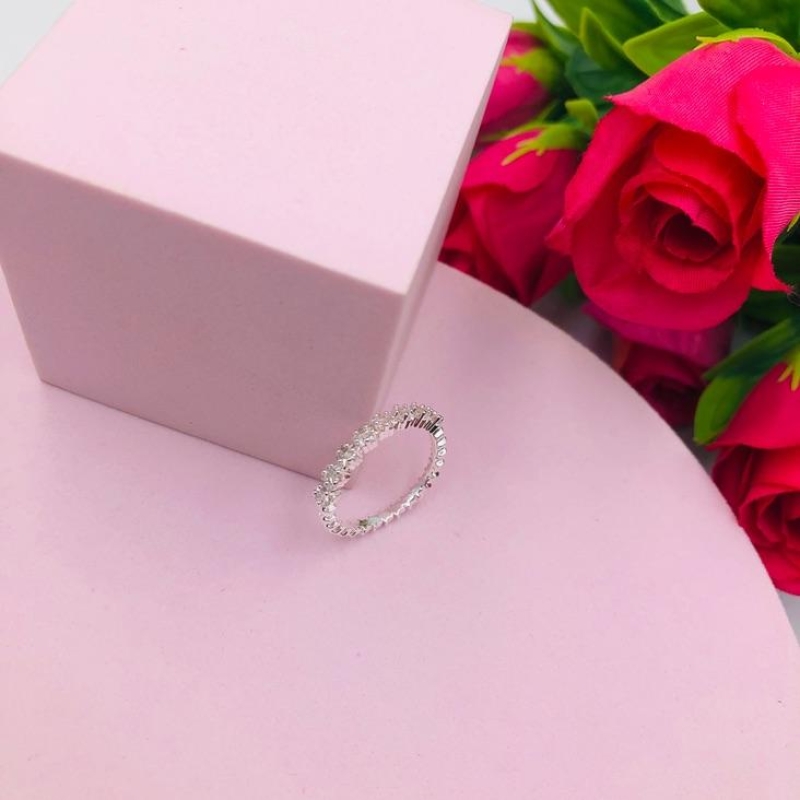 Anel Florzinhas Cravejadas N 18