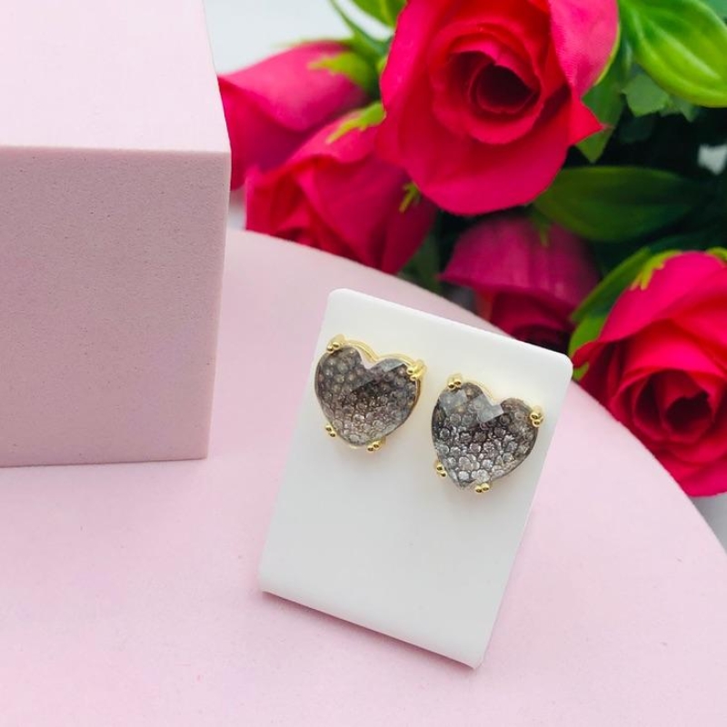 Brinco Coração Pedra Cinza