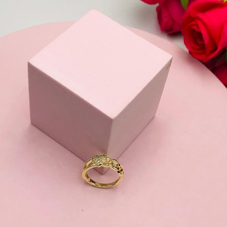 Anel com coração cravejado N 15