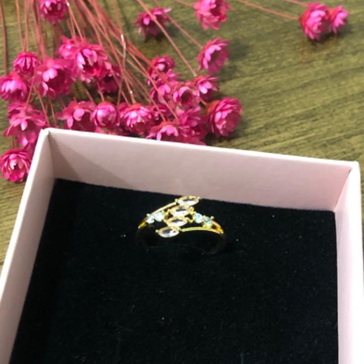 Anel com Pedras Rosa e Cristal