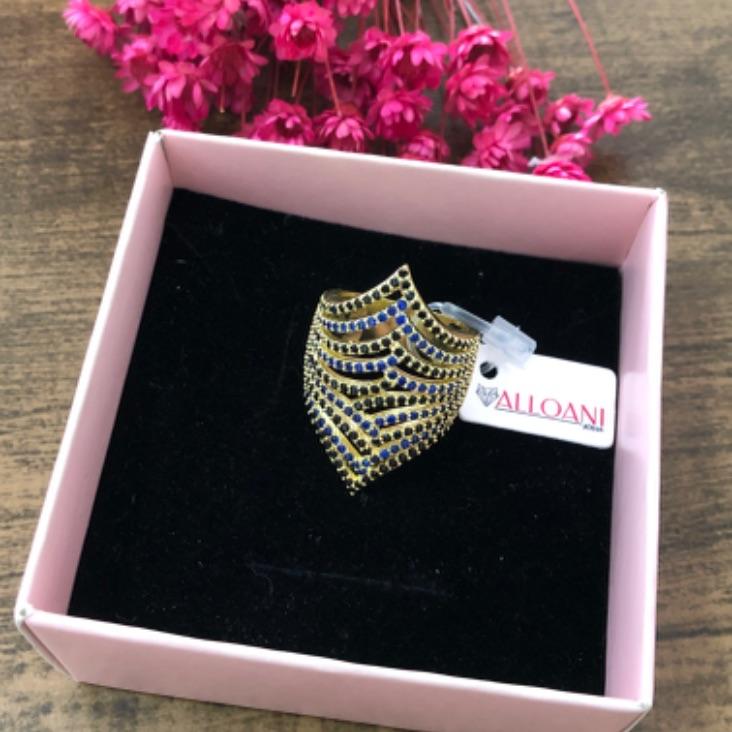 Anel com Zircônias Azuis e Preta