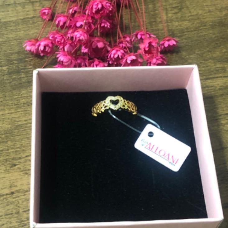 Anel Corações com um Coração Cravejado