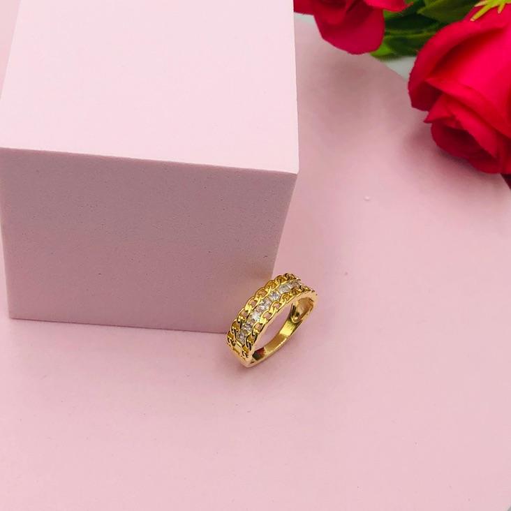 Anel Corrente com Zirconias N 16