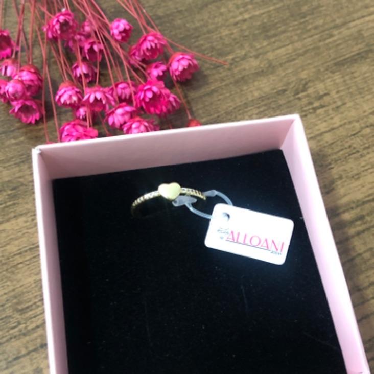 Anel Cravejado com Coração Liso