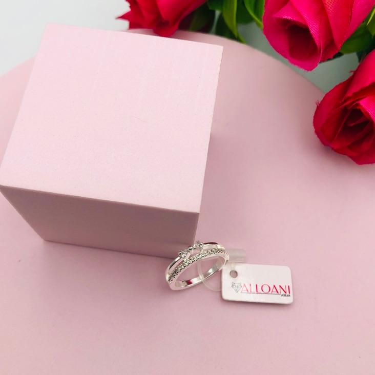 Anel Duas Fitas uma Cravejado e Outra com Laço