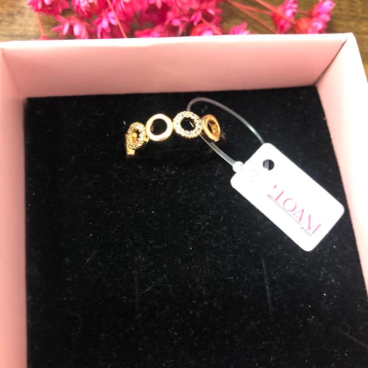 Anel em formato de bolinhas