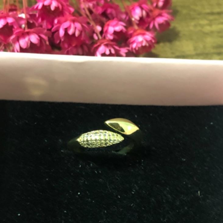 Anel Regulável Ponta Liza e Outra Cravejada