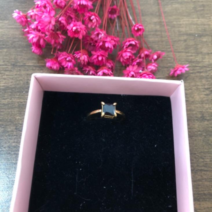 Anel Solitário Quadrado Pedra Preta N 17