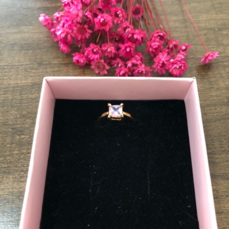 Anel Solitário Quadrado Pedra Rosa N 17