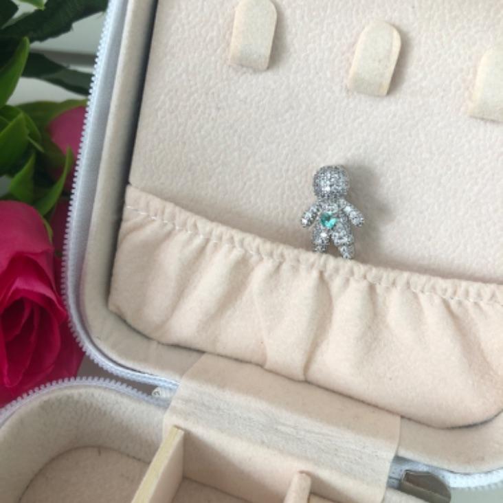 Berloque Filho Cravejado