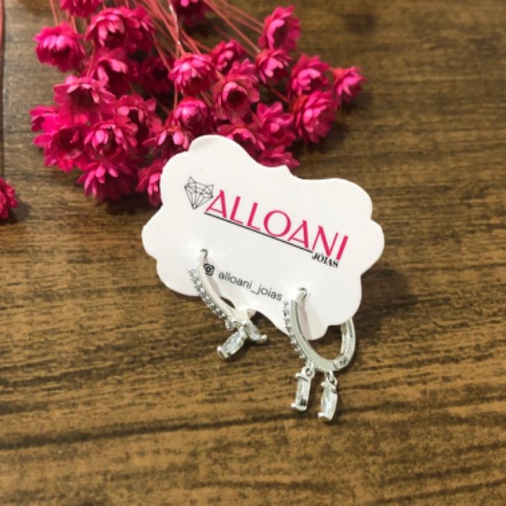 Brinco Argolinha Cravejada com Pontos de luz