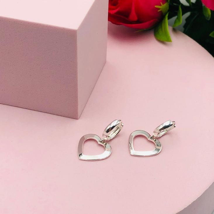 Brinco Argolinha de Click Coração