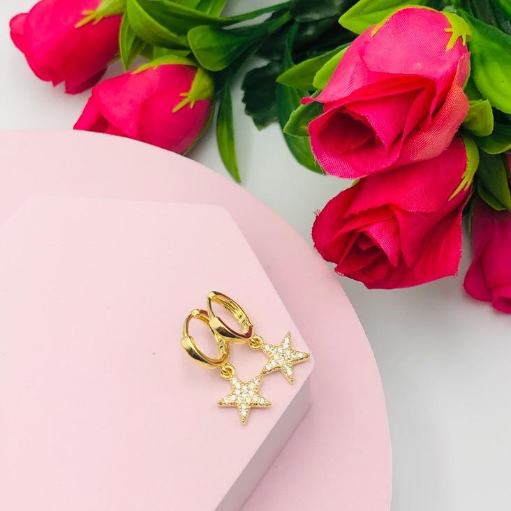 Brinco Argolinha de Click Pingente Estrela Cravejado