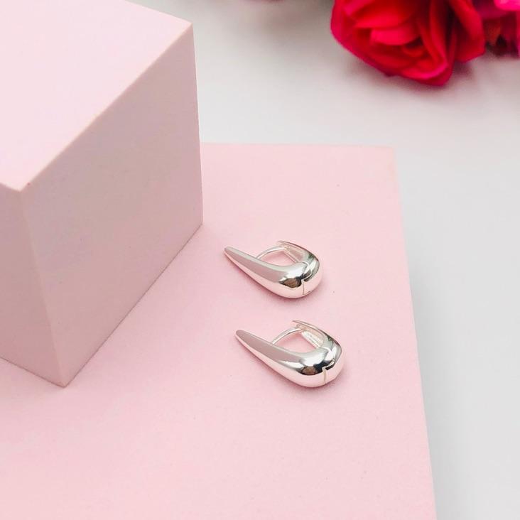 Brinco Argolinha Gonta Ponta Cumprida