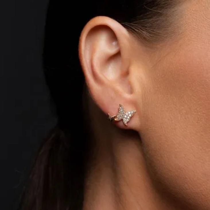 Brinco Borboleta cravejada de micro Zirconia