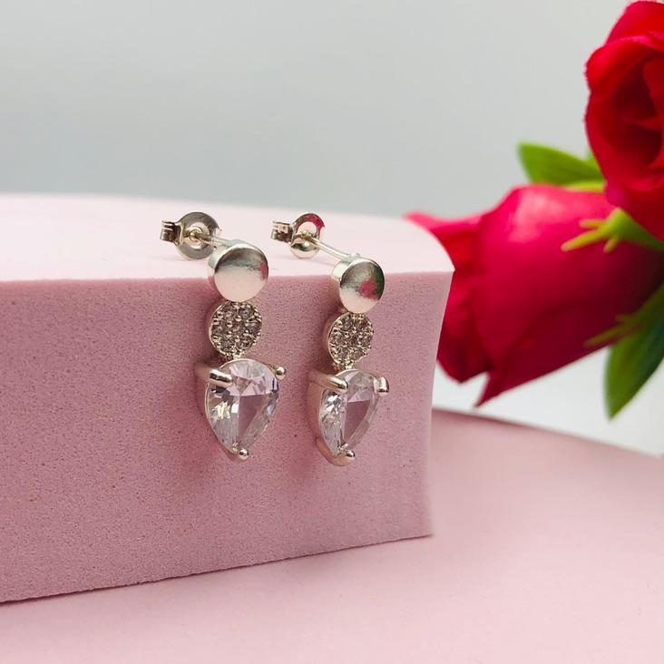 Brinco com Gota Cristal