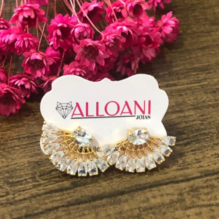 Brinco com Pedras Brancas