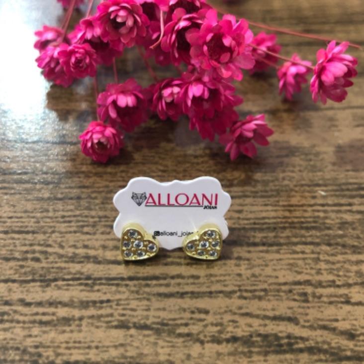 Brinco coração pequeno cravejado