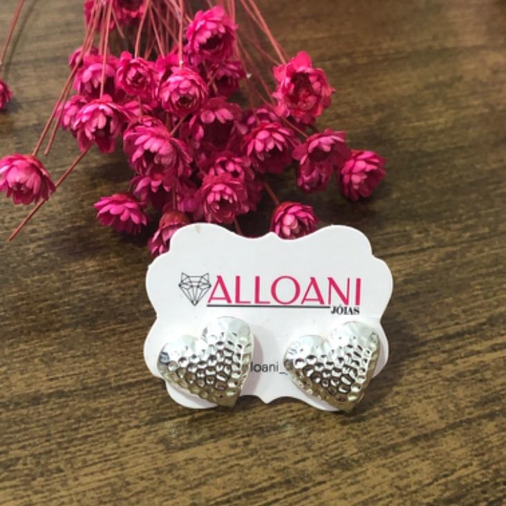 Brinco Coração Trabalhado