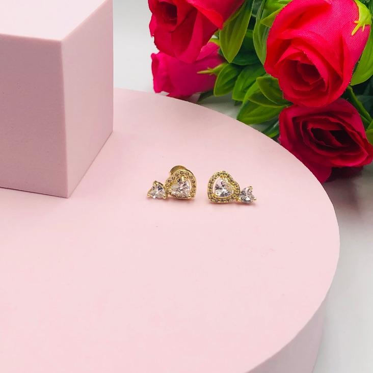 Brinco Cravejado Duplo Corações