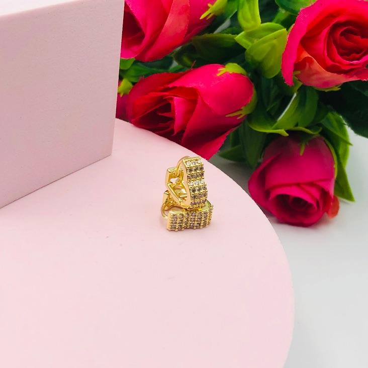 Brinco de Argola Coração Cravejado M