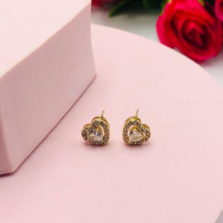 Brinco de Coração Cravejado