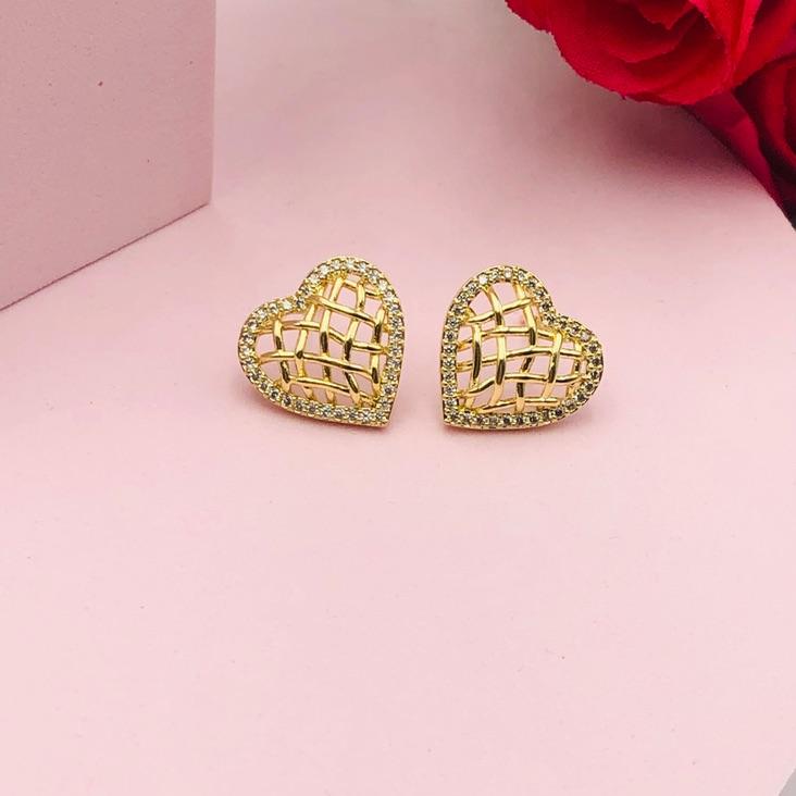 Brinco de Coração Cravejado em Volta