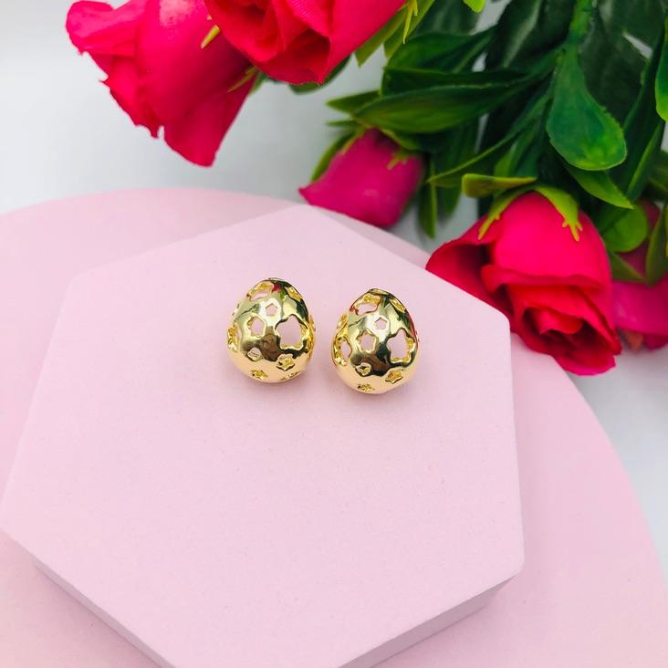 Brinco de Gota com Estrelas Vazadas